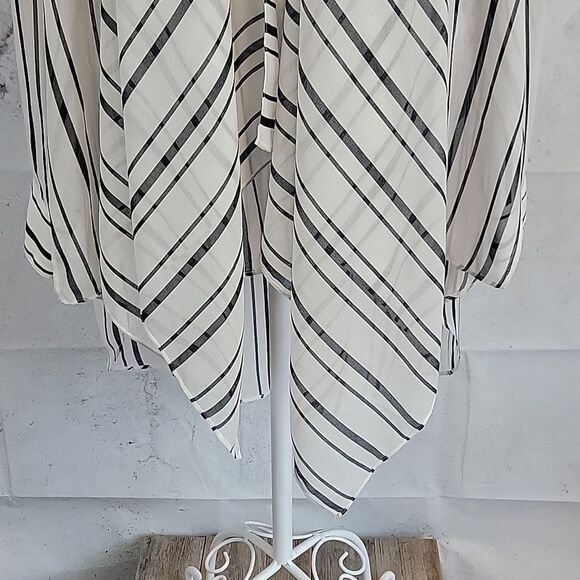 White House Black Market Striped Long Sleeve Draped Top Womens Size 8 - Picture 3 of 14